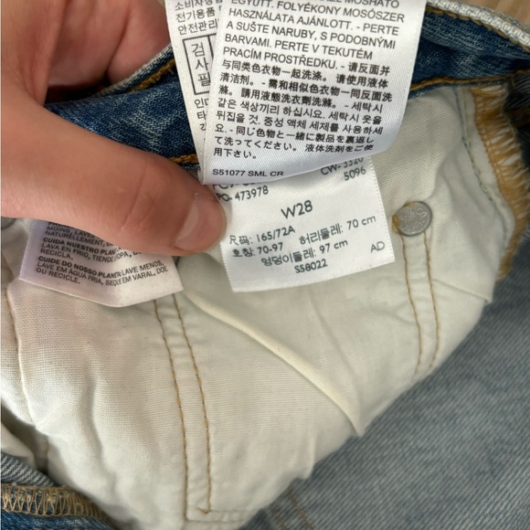Levis 501 Distressed Jean Shorts - Picture 5 of 5